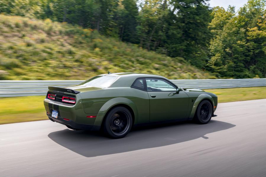  Dodge Challenger SRT Hellcat Redeye Widebody (LC) 2018 года  (фото 40 из 48)